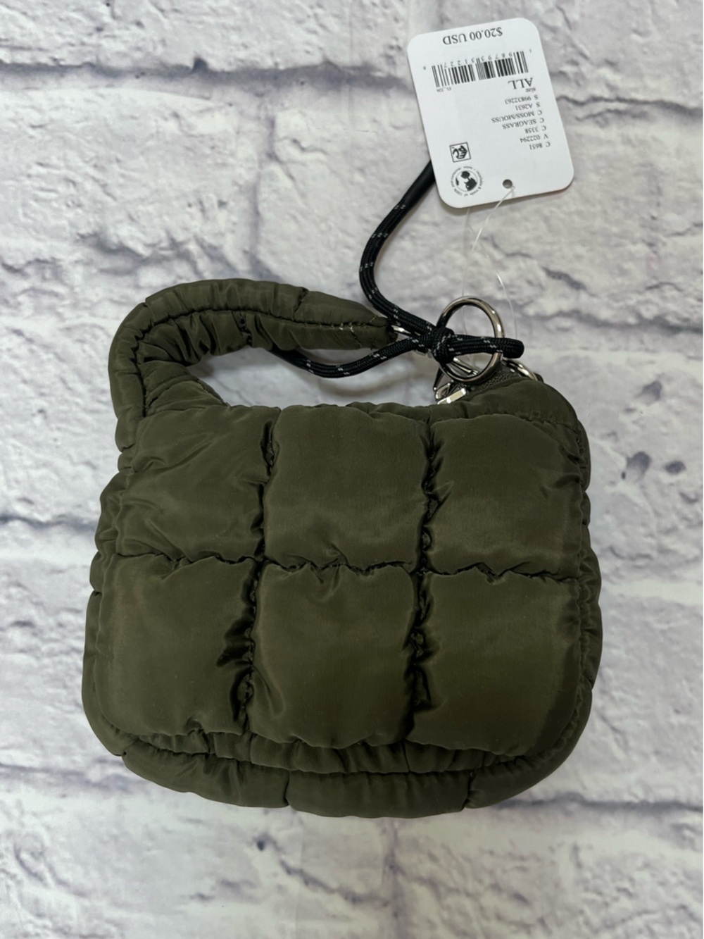 Fp movement free people Puffer Mini Bag in Olive Green nwt - Picture 2 of 3